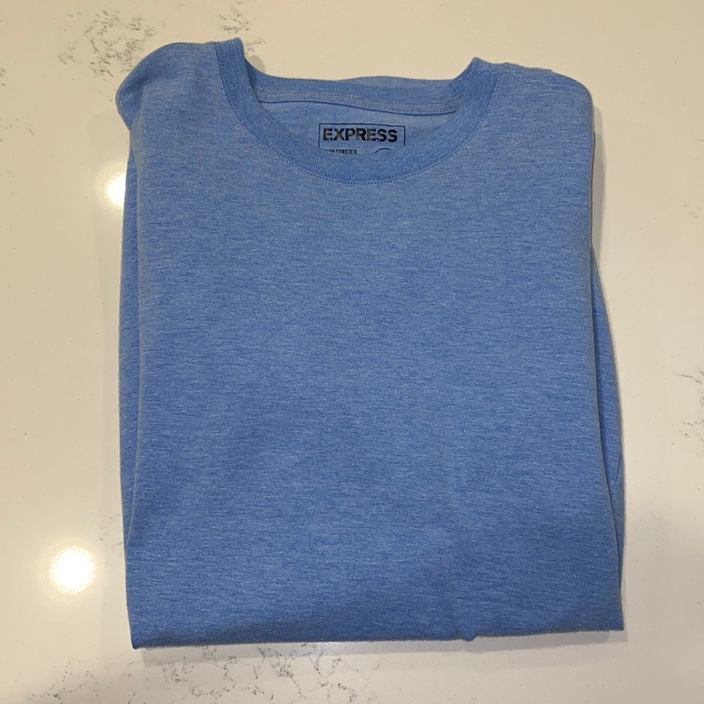 Express T-Shirt Size XS
